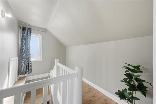 284 Perth Ave, Winnipeg, MB 