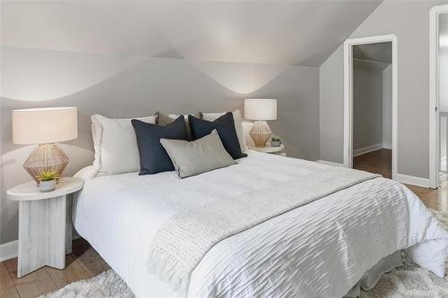 284 Perth Ave, Winnipeg, MB 