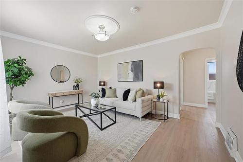 284 Perth Ave, Winnipeg, MB 