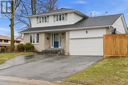 1853 MAPLERIDGE DRIVE  Peterborough, ON K9K 1R1