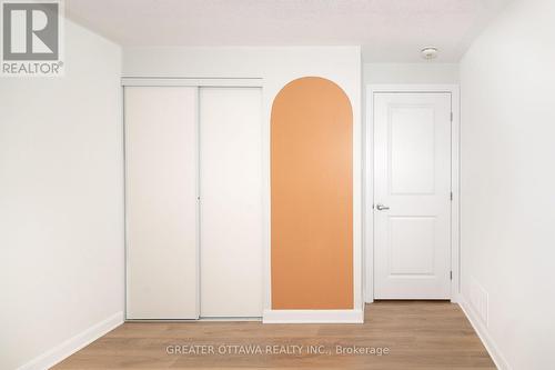 16 - 415 Eldorado Private, Ottawa, ON - Indoor Photo Showing Other Room