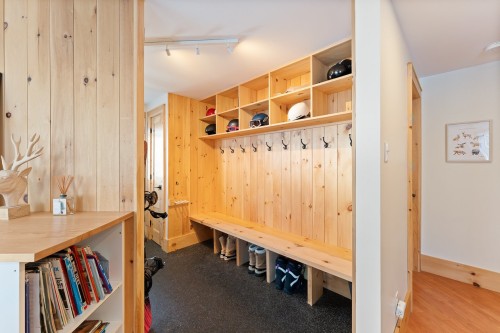 Mud Room - 168Z  - 170Z Ch. Demers, Sutton, QC - Indoor Photo Showing Other Room