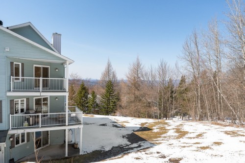 Back of Structure - 168Z  - 170Z Ch. Demers, Sutton, QC - Outdoor