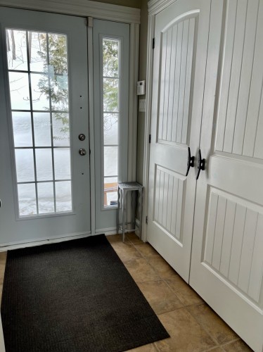 Hall d'entrée/Vestibule - 261 Ch. Des Cormiers, Piedmont, QC - Indoor Photo Showing Other Room