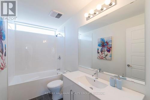 550 Guy Street, Ottawa, ON - Indoor Photo Showing Bathroom