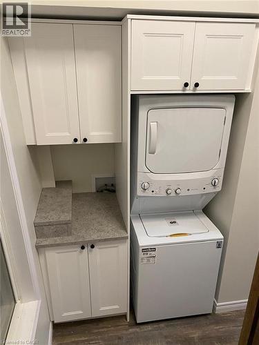 246 Forest Avenue, Hamilton, ON - Indoor Photo Showing Laundry Room