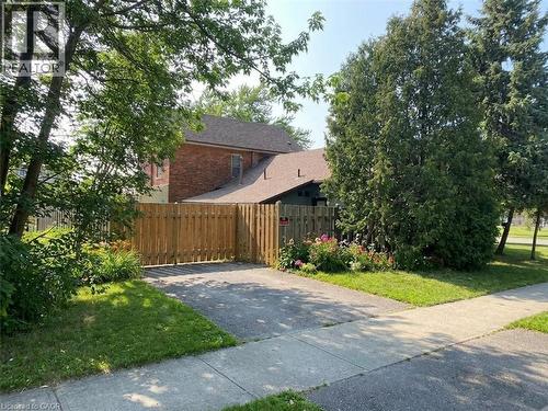 246 Forest Avenue, Hamilton, ON - Outdoor