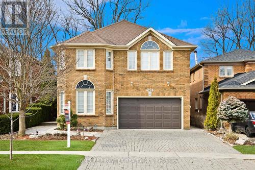 6124 Hardesty Crescent, Mississauga, ON - Outdoor With Facade