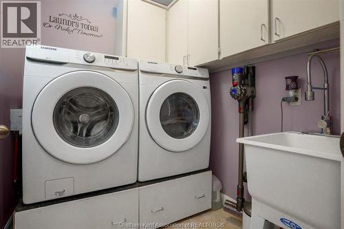 7138 Benoit Drive, Grande Pointe, ON - Indoor Photo Showing Laundry Room