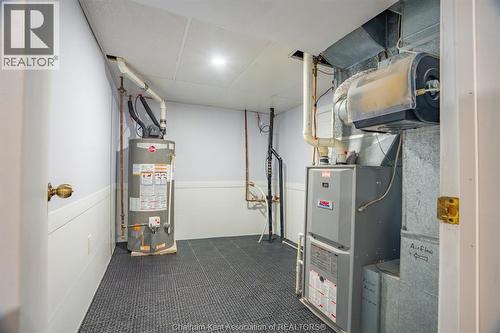 7138 Benoit Drive, Grande Pointe, ON - Indoor Photo Showing Basement