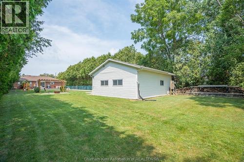 7138 Benoit Drive, Grande Pointe, ON - Outdoor