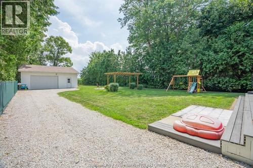 7138 Benoit Drive, Grande Pointe, ON - Outdoor