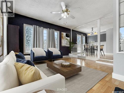 363 Iris Avenue, Swift Current Rm No. 137, SK - Indoor Photo Showing Living Room