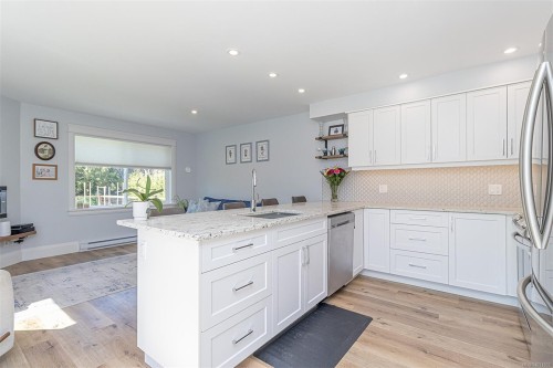 2886 Sherman Rd, Duncan, BC 