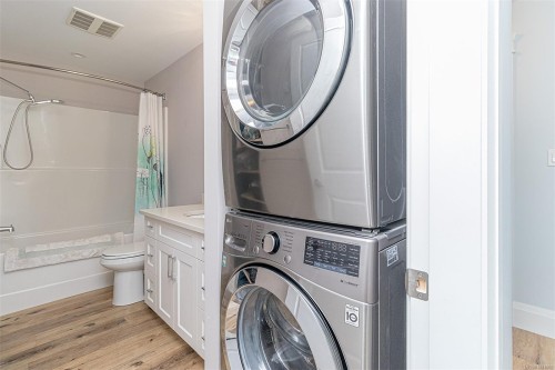 2886 Sherman Rd, Duncan, BC 