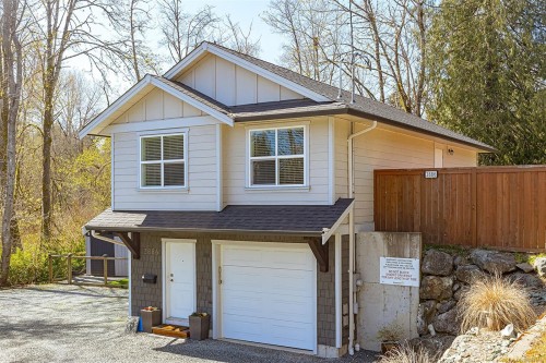 2886 Sherman Rd, Duncan, BC 