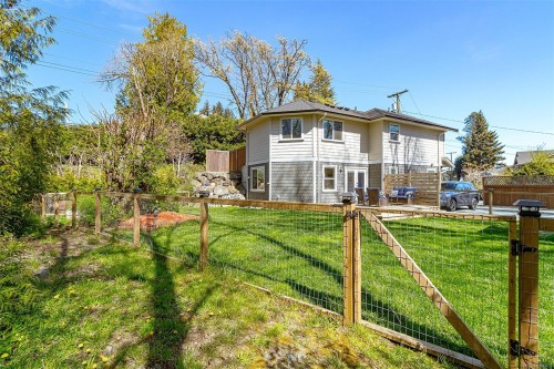 2886 Sherman Rd, Duncan, BC 