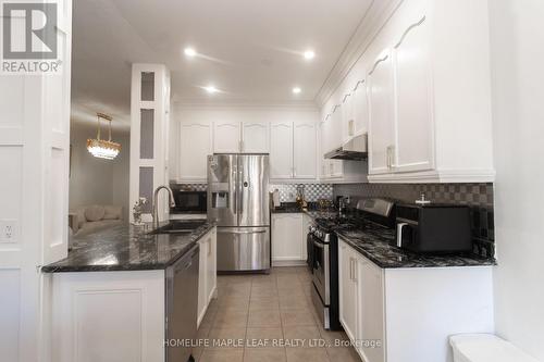 11 Icefall Road, Caledon, ON - Indoor Photo Showing Kitchen With Stainless Steel Kitchen With Upgraded Kitchen