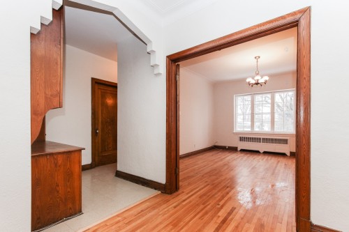 Mud Room - 6119 Av. Somerled, Montréal (Côte-Des-Neiges/Notre-Dame-De-Grâce), QC - Indoor Photo Showing Other Room