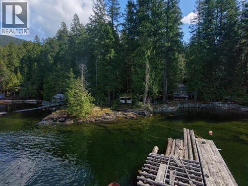 9162 Powell Lake, Powell River, BC 