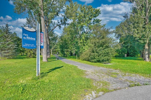 À proximité - 402-40 Av. Du Rhône, Saint-Lambert, QC - Outdoor With View