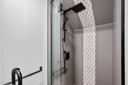 Salle de bains attenante à la CCP - 