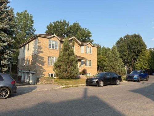 Façade - 2-1561 Rue De Gascogne, Laval (Chomedey), QC - Outdoor