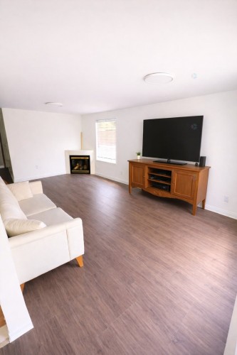 Salon - 2-1561 Rue De Gascogne, Laval (Chomedey), QC - Indoor Photo Showing Living Room