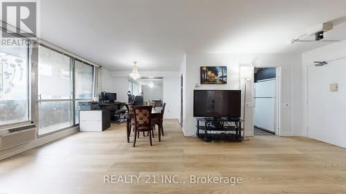 2103 - 5 Massey Square, Toronto, ON - Indoor
