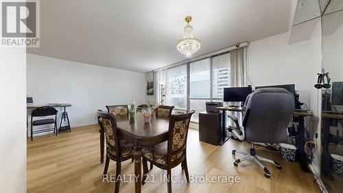 2103 - 5 Massey Square, Toronto, ON - Indoor Photo Showing Dining Room