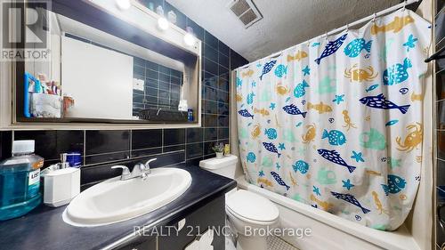2103 - 5 Massey Square, Toronto, ON - Indoor Photo Showing Bathroom