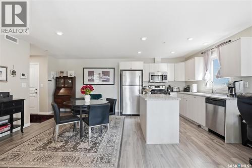 1105 102 Willis Crescent, Saskatoon, SK - Indoor Photo Showing Kitchen With Stainless Steel Kitchen