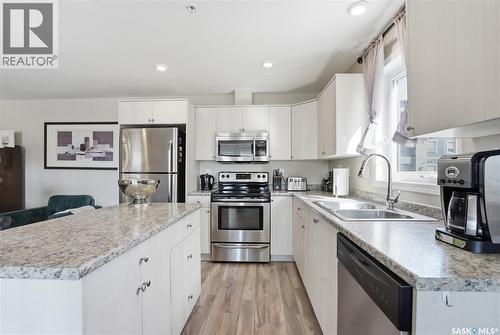 1105 102 Willis Crescent, Saskatoon, SK - Indoor Photo Showing Kitchen With Stainless Steel Kitchen With Double Sink With Upgraded Kitchen