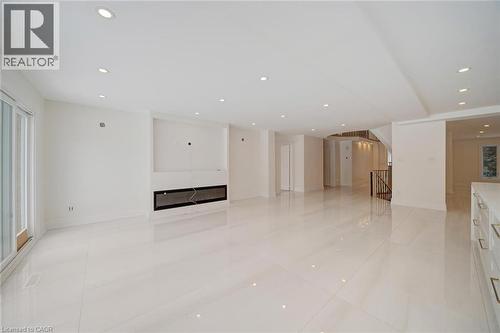 2A Chiltern Hill, Richmond Hill, ON - Indoor