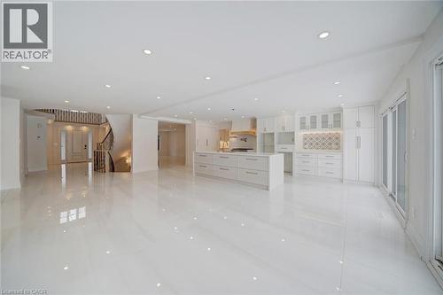 2A Chiltern Hill, Richmond Hill, ON - Indoor Photo Showing Other Room
