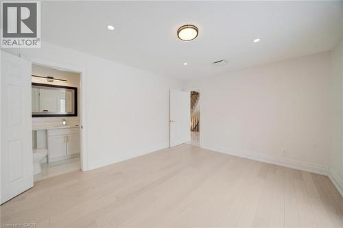 2A Chiltern Hill, Richmond Hill, ON - Indoor Photo Showing Other Room