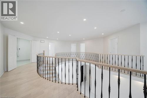 2A Chiltern Hill, Richmond Hill, ON - Indoor Photo Showing Other Room