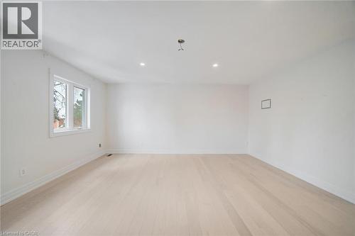 2A Chiltern Hill, Richmond Hill, ON - Indoor Photo Showing Other Room