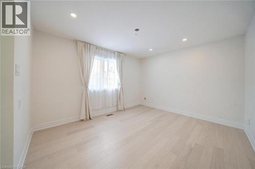 2A Chiltern Hill, Richmond Hill, ON - Indoor Photo Showing Other Room
