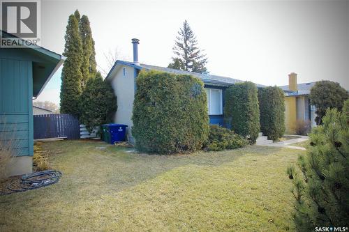 3342 Diefenbaker Drive, Saskatoon, SK - Outdoor