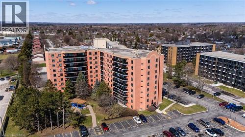 9 BONHEUR Court Unit# 601  Brantford, ON N3P 1Z5