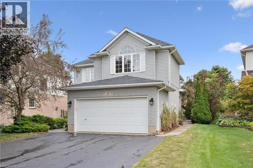 18 PEARWOOD Court  Kitchener, ON N2P 2L1
