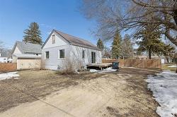 5 2nd ST St Jean Baptiste, MB R0G 2B0