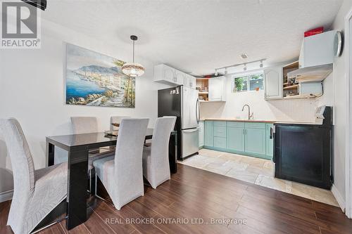 18 Pearwood Court, Kitchener, ON - Indoor