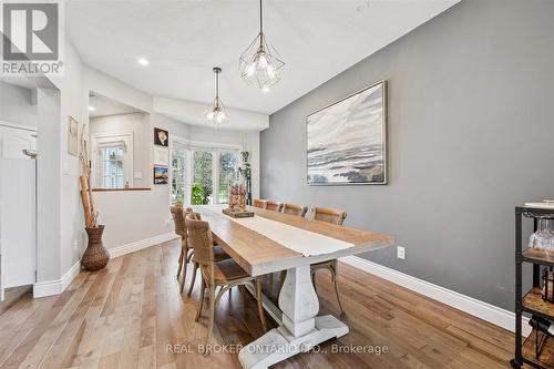 18 Pearwood Court, Kitchener, ON - Indoor Photo Showing Dining Room