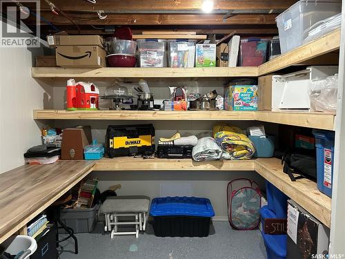 125 4Th Avenue Se, Swift Current, SK - Indoor