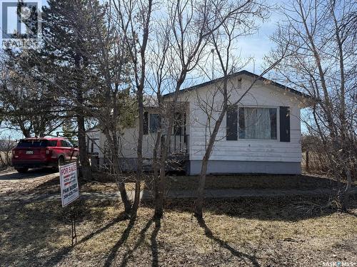 116 1St Street N, Mendham, SK - Outdoor