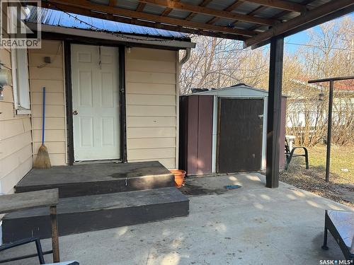 512 Railway Avenue, Lampman, SK - Outdoor With Exterior