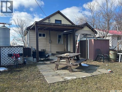 512 Railway Avenue, Lampman, SK - Outdoor With Deck Patio Veranda