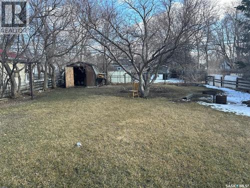 512 Railway Avenue, Lampman, SK - Outdoor